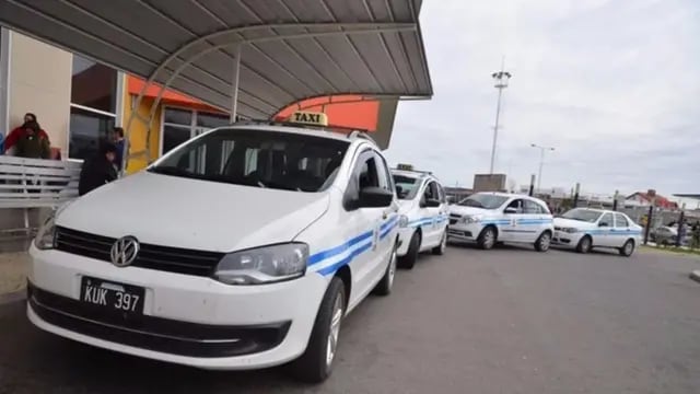 Autorizan aumento en la tarifa de taxis