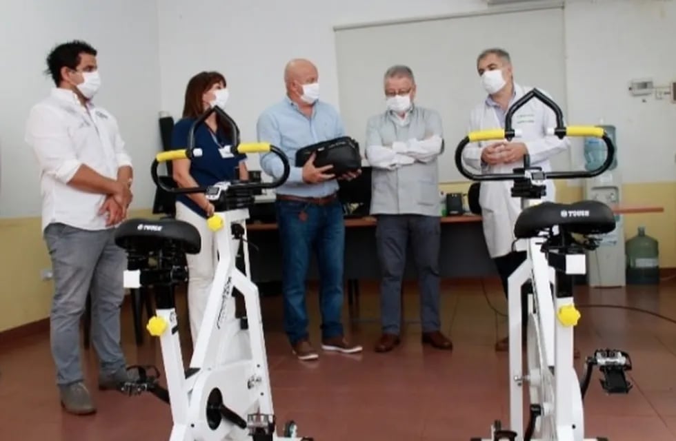 El Hospital Marta Schwarz recibió bicicletas para ergometrías.