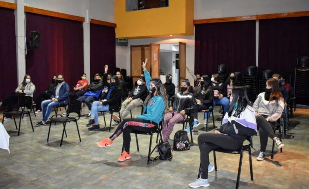 Montecarlo: se conformó la Asociación de Centros de Estudiantes de Montecarlo 2021. Misiones Online