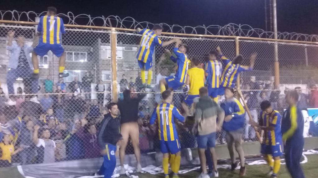 Recreativo Echegoyen se consagró campeón del Clausura de Segunda División