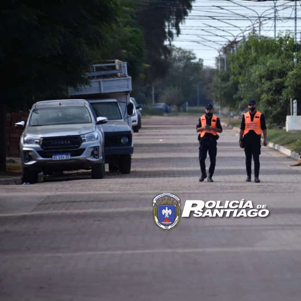 La policía de Santiago del Estero controla el aislamiento en Tintina.