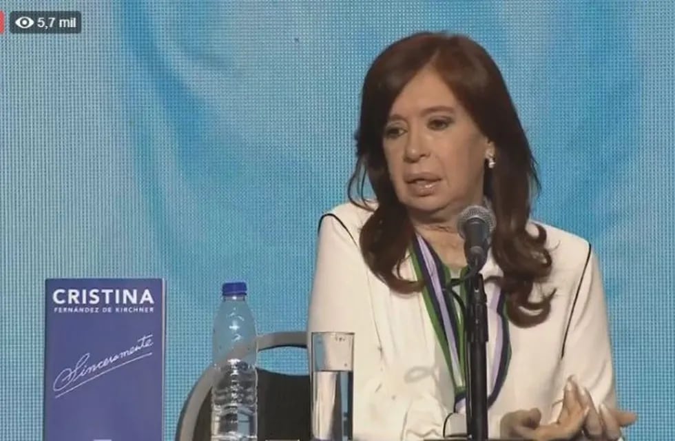 Cristina Kirchner presenta su libro en Chaco. (facebook.com/CFKArgentina)