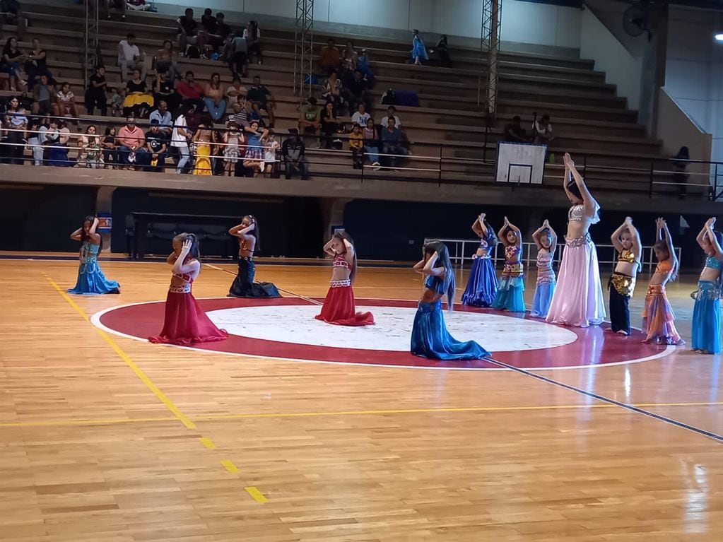 Realizaron un evento por el Día Internacional de la Danza en Iguazú.
