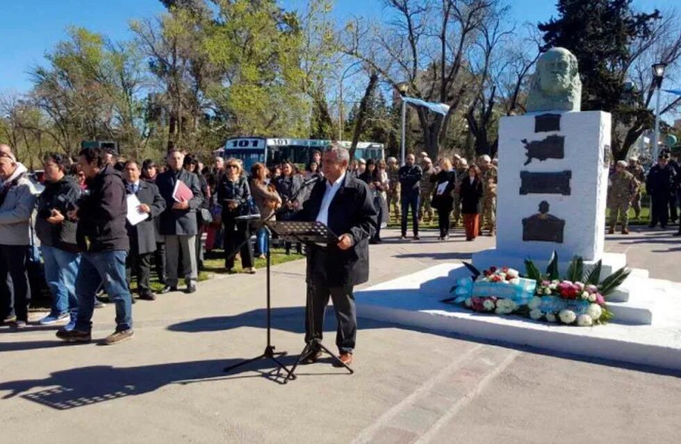 Con un colorido acto, festejaron el Día del Maestro