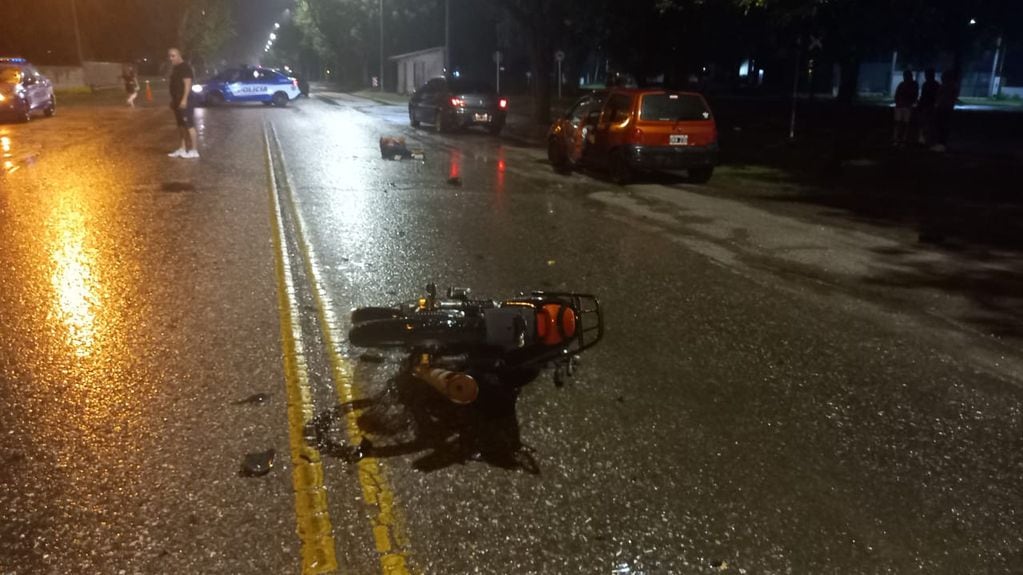 Colonia Caroya. Atropellaron dos veces a un motociclista durante la noche de Año Nuevo. (Foto / Policía de Córdoba)