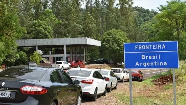 Finalmente, se habilita el paso fronterizo terrestre de argentinos hacia Brasil