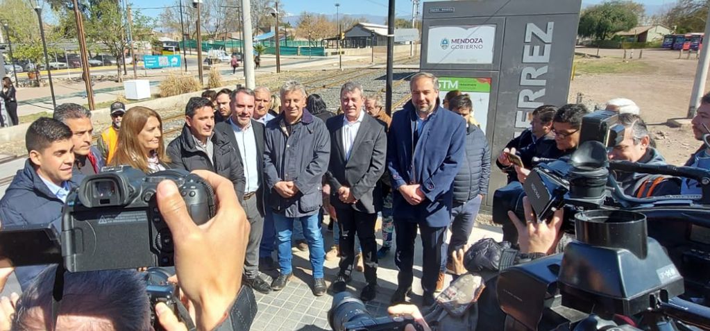 La conexión de vías entre Retiro y la estación Gutiérrez en Mendoza, tendrá como estrategia conectar con el tranvía para llegar al centro mendocino.