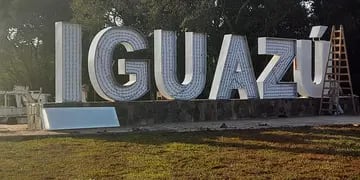 Puerto Iguazú: avanzan las obras de remodelación en la rotonda acceso a la ciudad