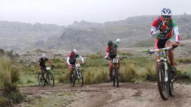 La vuelta de las Altas Cumbres