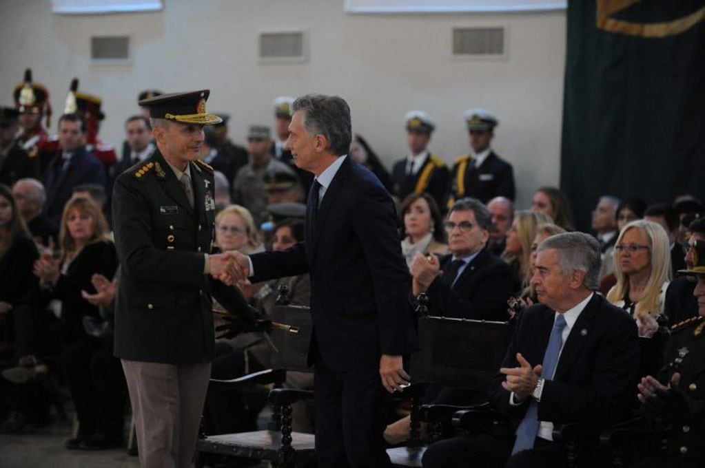 Macri anunció subsidios para familiares víctimas de la guerrilla. (Presidencia)