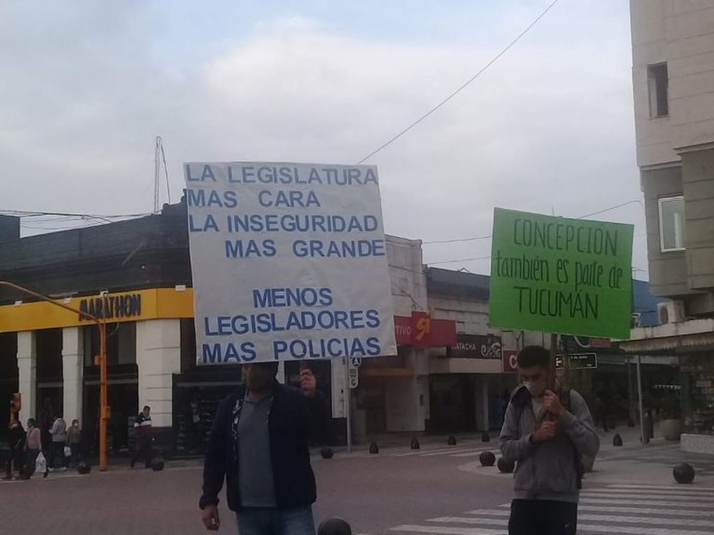 Protesta de vecinos en Concepción.