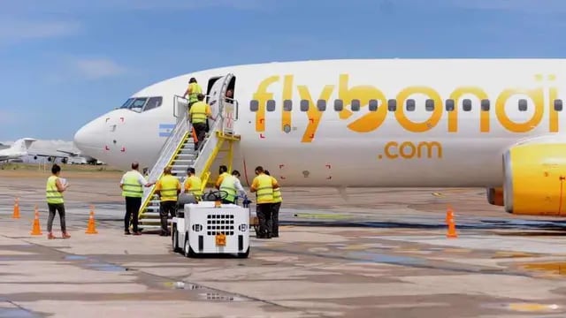 Bajo costo. Las aerolíneas low cost aumentaron la oferta de conectividad en Córdoba. (La Voz / Archivo)