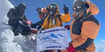 Laura Horta, mendocina que conquistó la octava montaña más alta del Himalaya