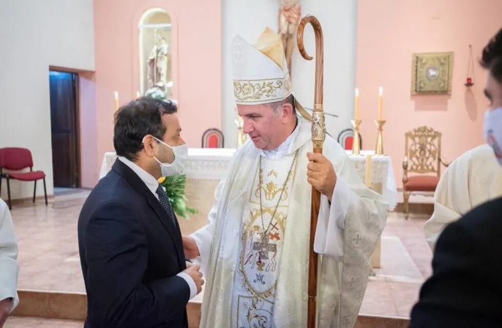 Herrera Ahuad participó de la ceremonia de asunción del nuevo obispo de Puerto Iguazú.