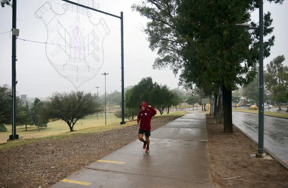 Para este domingo se anuncian lluvias aisladas en casi toda la jornada en Córdoba (Nicolás Bravo/ La Voz).
