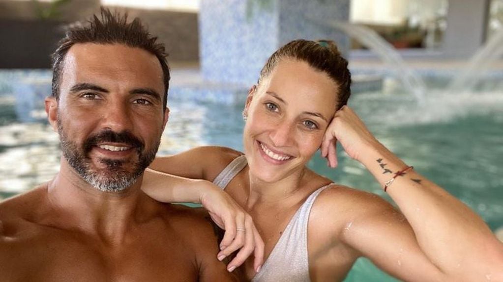 Mica Viciconte se probó el vestido de novia junto a Fabián Cubero (Fotos: Instagram/ @micaviciconte)