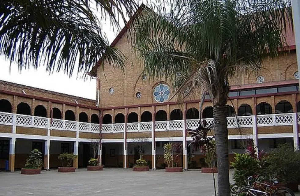 Colegio Don Bosco desde el Exterior (Web).