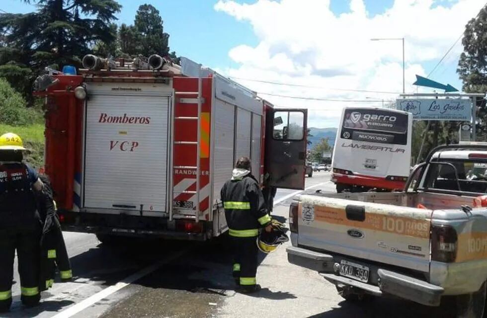 Incendio de un colectivo en Carlos Paz