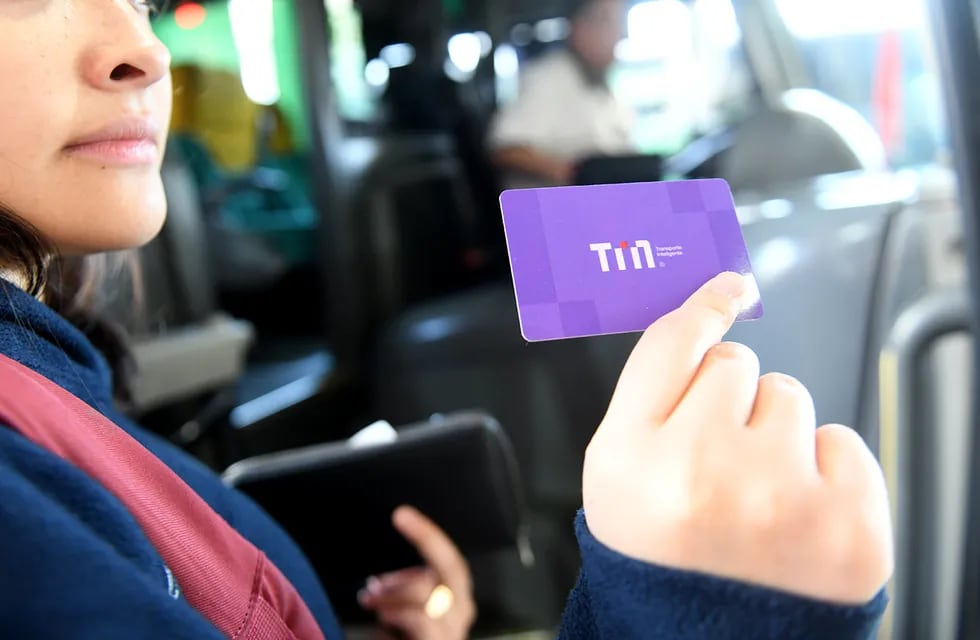 La tarjeta TIN reemplazará el pago en efectivo en los ómnibus del transporte interurbano de la provincia de Córdoba.