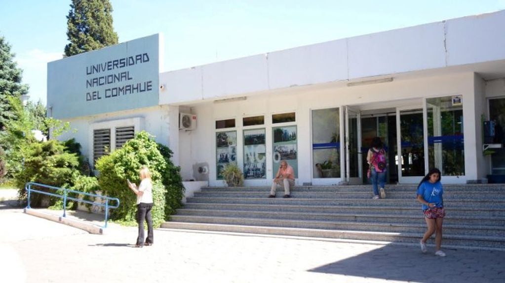 Universidad de Comahue (web).