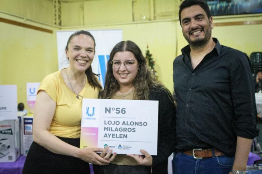 Entregaron 90 herramientas a mujeres emprendedoras de Ushuaia