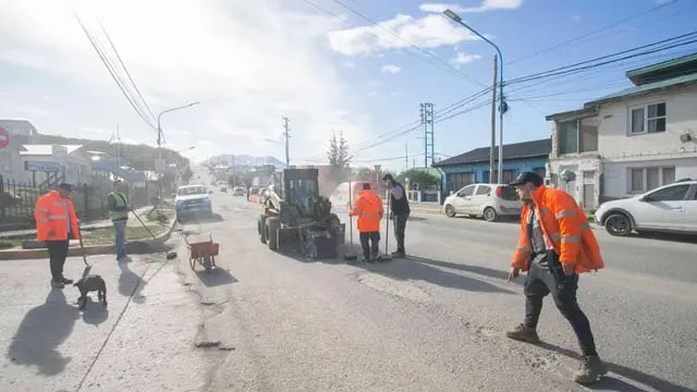 Trabajos de fresado en calle Magallanes