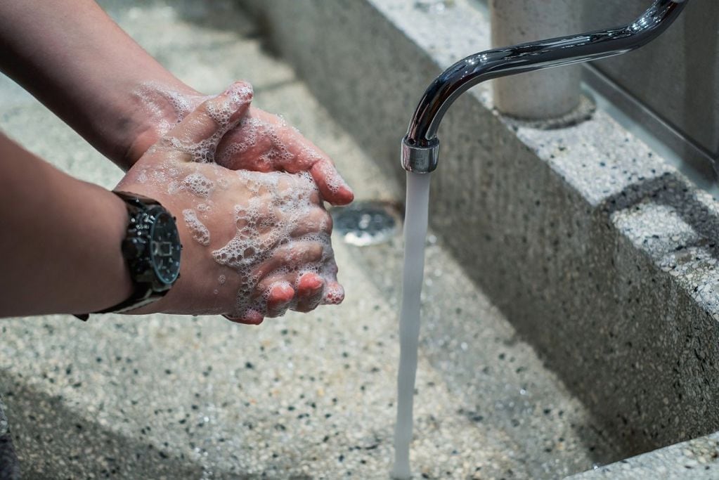 Lavarse las manos es fácil y una de las formas más eficaces de prevenir la propagación de enfermedades.
