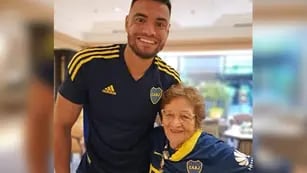 María Valenzuela, la abuela cipoleña que cumplió su sueño de conocer a Sergio Romero, el arquero de Boca.