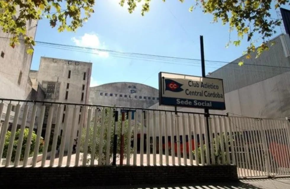 El accidente se produjo en la sede social del club Central Córdoba de Rosario. (Archivo)