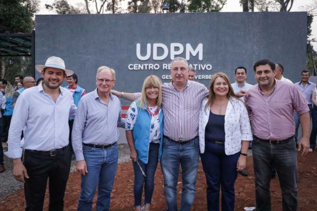 El gobernador Hugo Passalacqua en Andresito donde se inauguró un centro recreativo para los docentes. (Misiones Online)