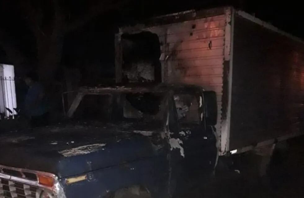 Un verdulero contrajo coronavirus en Junín y le incendiaron la camioneta (Foto: Diario Democracia)