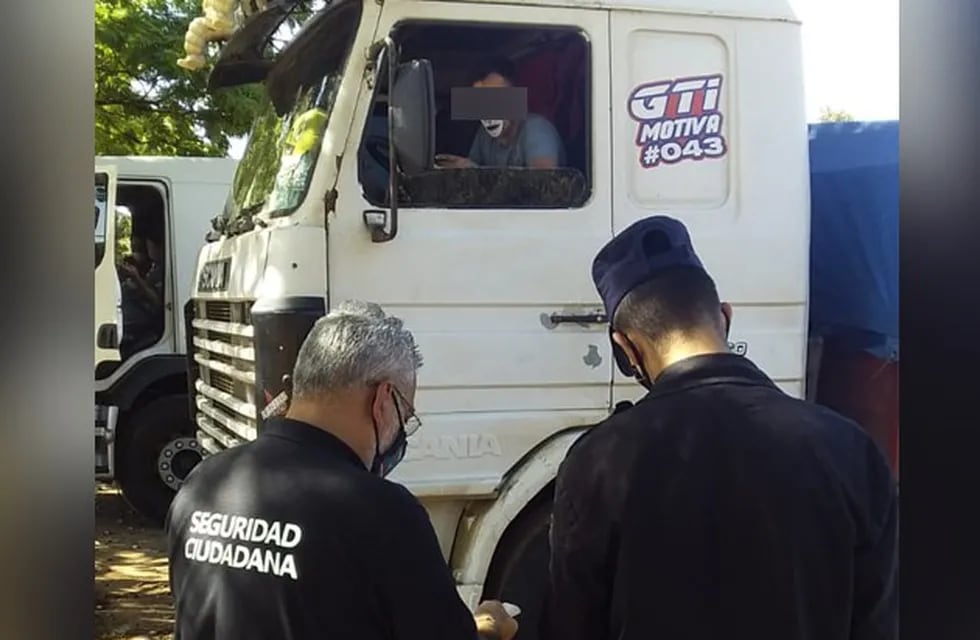 Carlos Cardozo volvió a Misiones con una carga de harina.