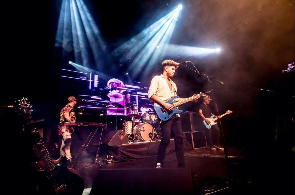 La mejor banda Argentina homenaje a Soda Stereo, dará un concierto este sábado en Ciudad Cultural Brewhouse Puerto