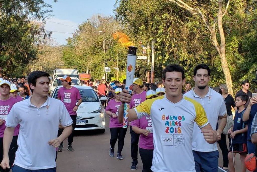 El Tour de la Antorcha Olímpica pasó por Puerto Iguazú. (Foto: @BuenosAires2018)
