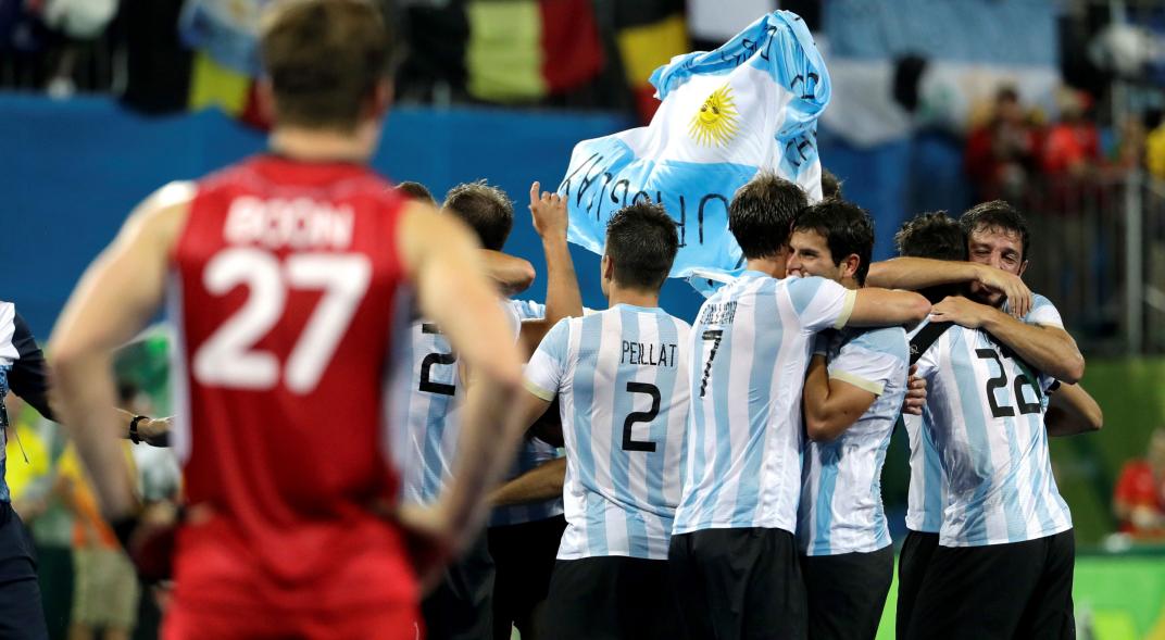 Los Leones celebrando en los Juegos Olímpicos 2016.