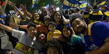Festejos de hinchas de Boca Juniors