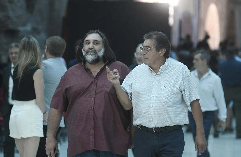 Roberto Baradel y Hector Cachorro Godoy.
Rosada
Foto Federico Lopez Claro