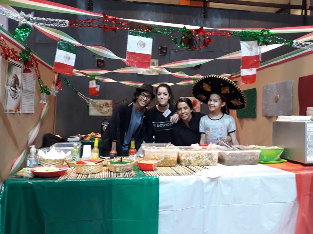 Fiesta de las colectividades, México