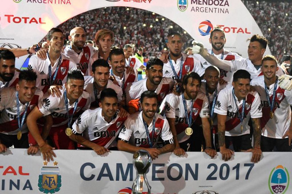 River Plate festejan la obtención de la Copa Argentina 2017 luego de ganarle 2-1 a Atlético Tucumán en la Final de la Copa Argentina 2017, disputada en el Estadio Malvinas Argentinas, Mendoza.