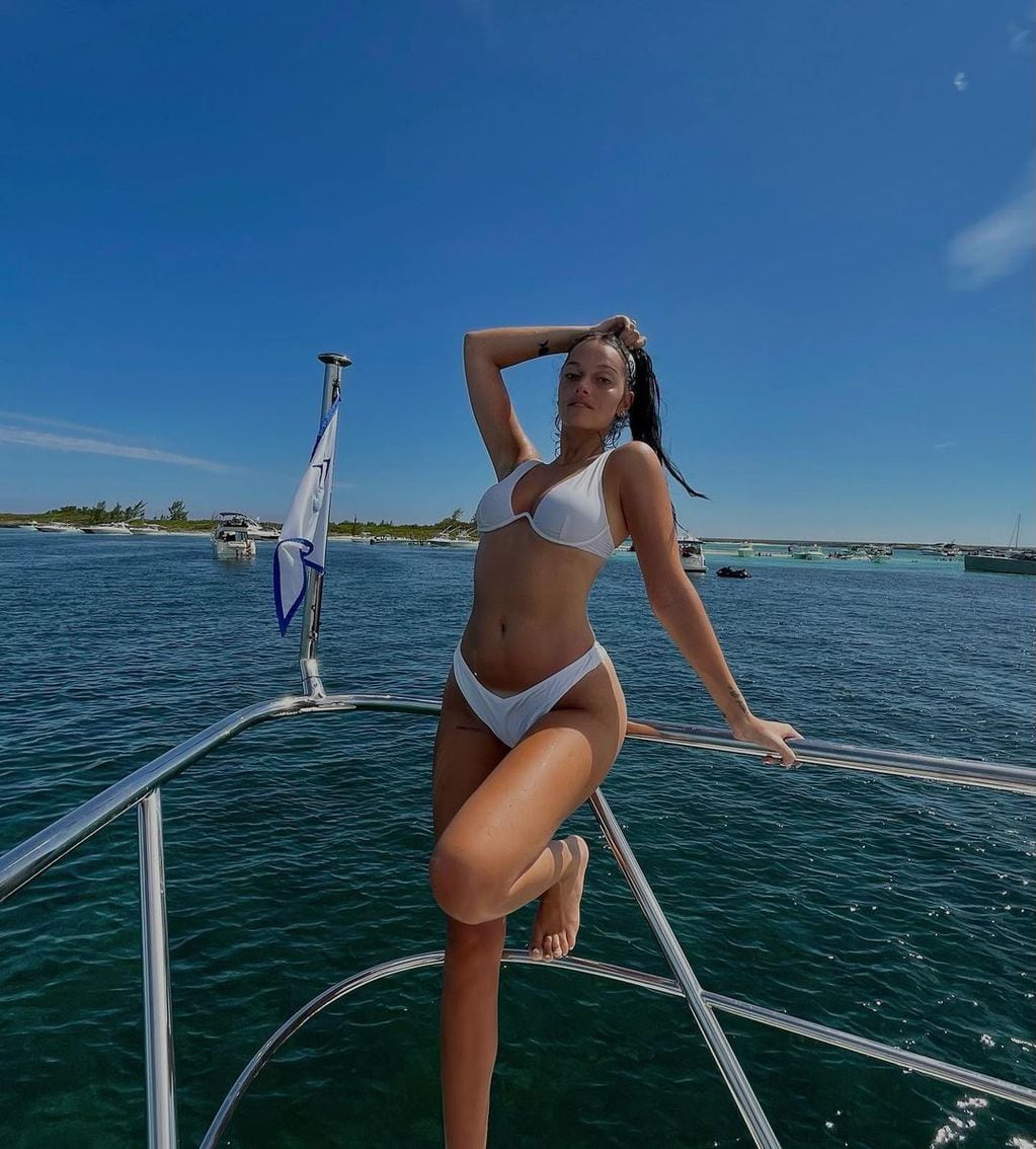 Oriana Sabatini y una espectacular bikini
