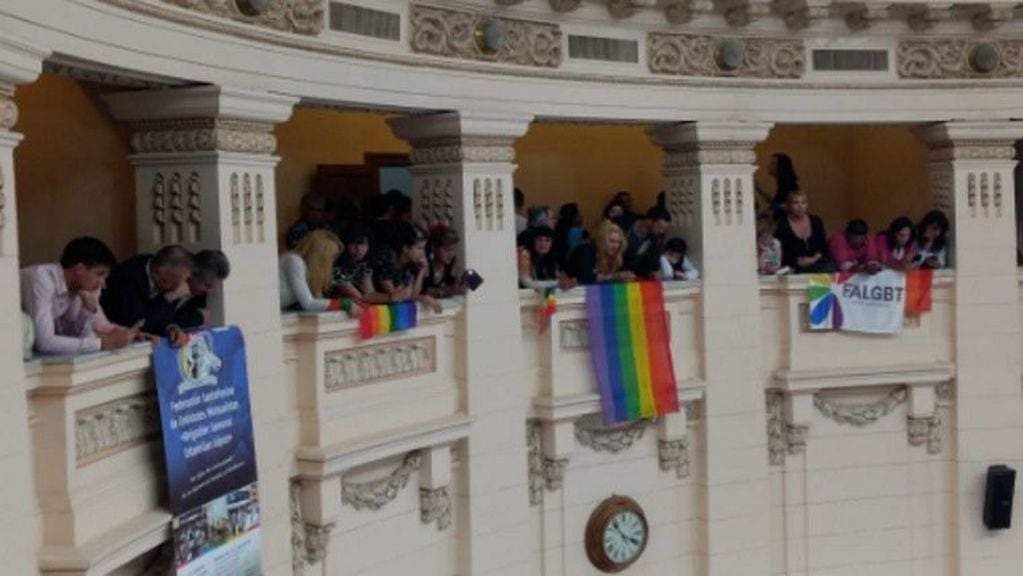 Fijaron fecha para convertir en ley el cupo laboral trans en Santa Fe