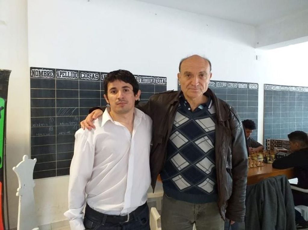Federico Maldonado y el maestro Facundo Quiroga