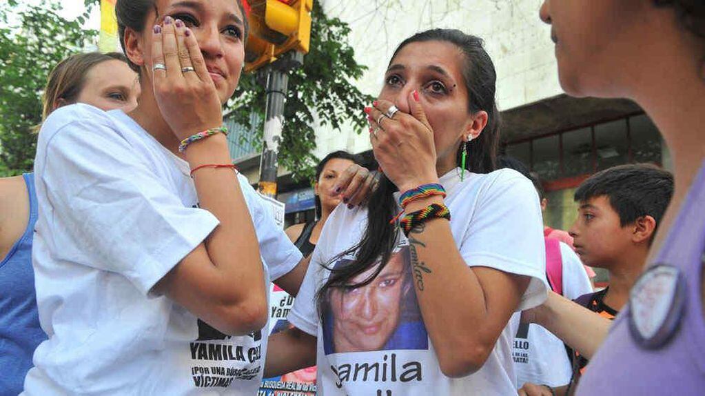 Dolor. Las hermanas de Yamila mantienen vivo el pedido de justicia (La Voz / Sergio Cejas).