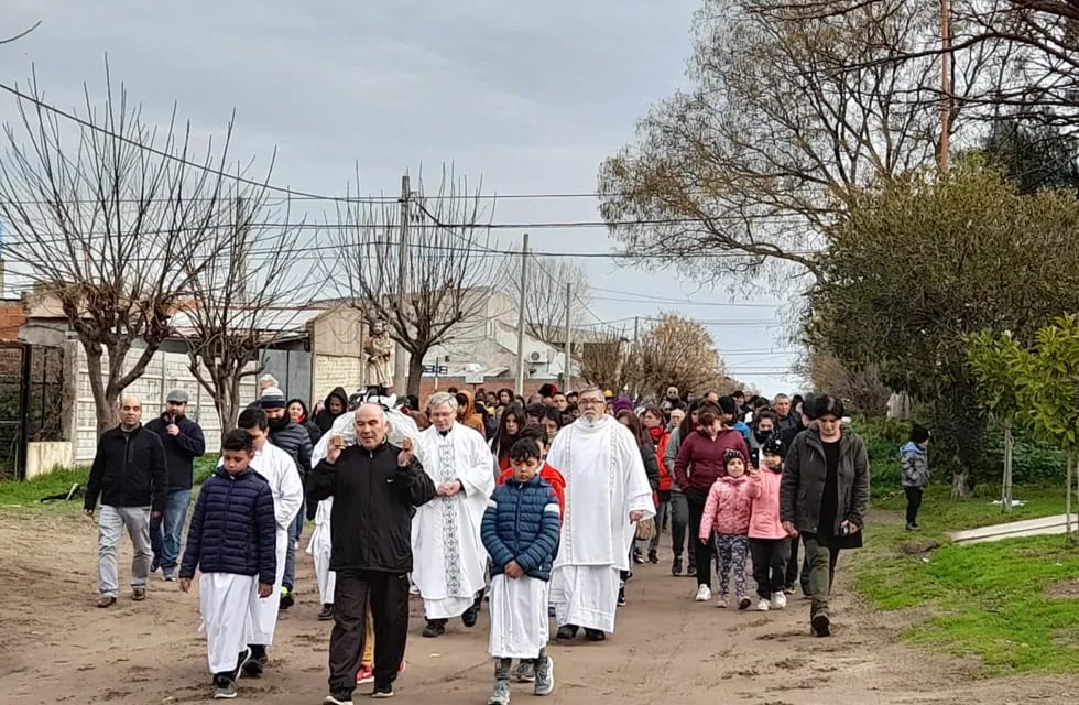Una multitud de puntaltenses pidieron paz, pan y trabajo ante San Cayetano