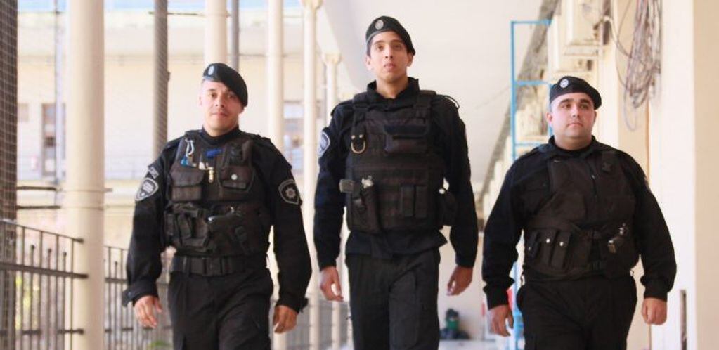Más de 14 mil aspirantes para ser policías en Santa Fe