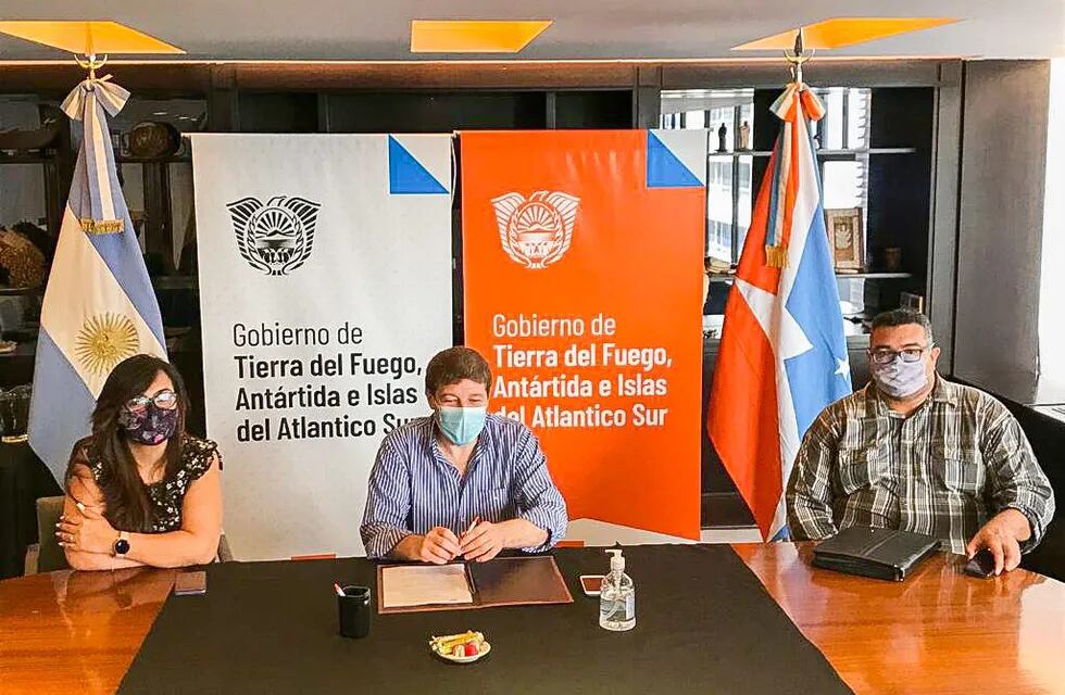 El objetivo será articular de manera conjunta el Programa de Mejoras de la pesquería de merluza negra argentina a los fines que el producto local, obtenga certificaciones internacionales de sustentabilidad.