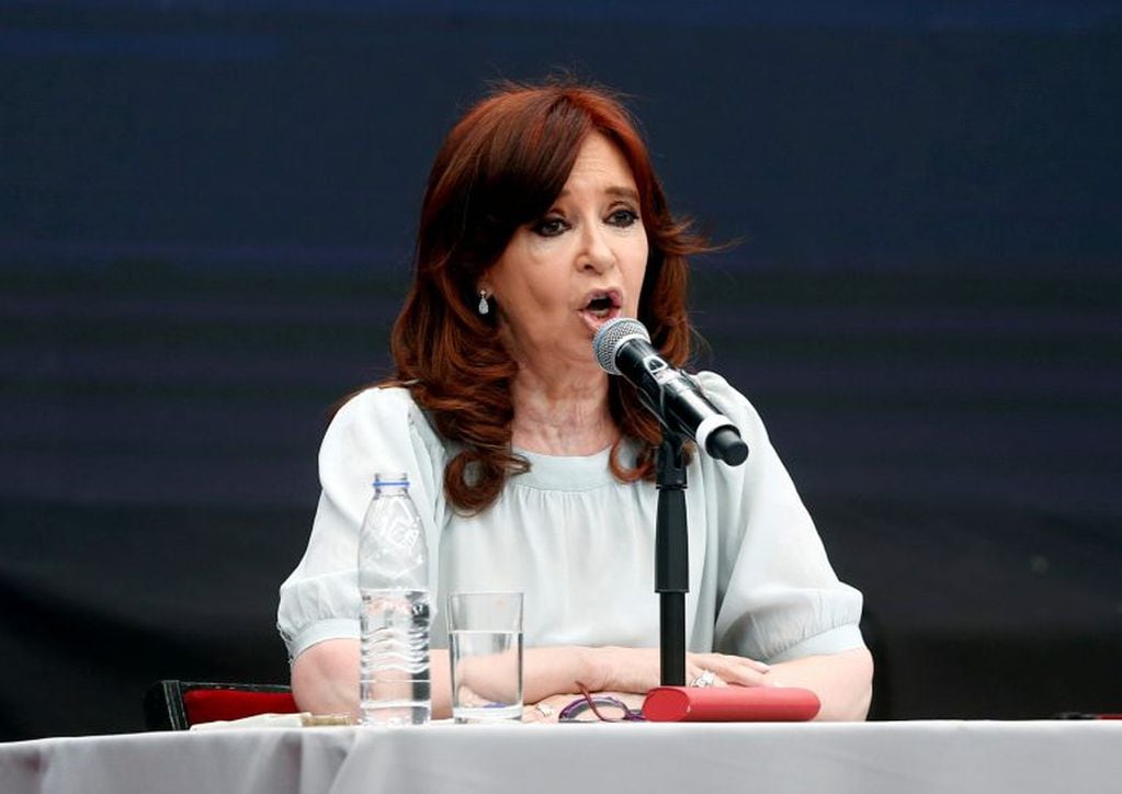 Cristina Fernández de Kirchner habla en el estadio de Ferro, en una cumbre previa al G20 (REUTER)