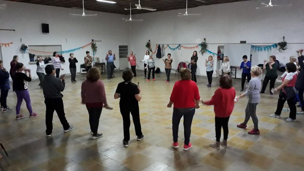 En la Casa del Jubilado se desarrolla el programa Saludablemente Activos, con más de 100 participantes. (Prensa Municipalidad de Rafaela)