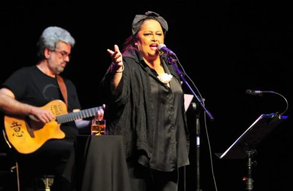 La brasileña María Creuza, en concierto