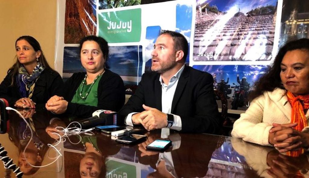 El secretario de Turismo, Diego Valdecantos, convocó a prestadores de servicios turísticos